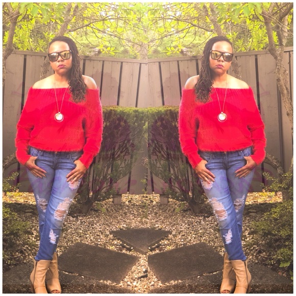 Fuzzy Crop Sweater- RED - Picture 4 of 8